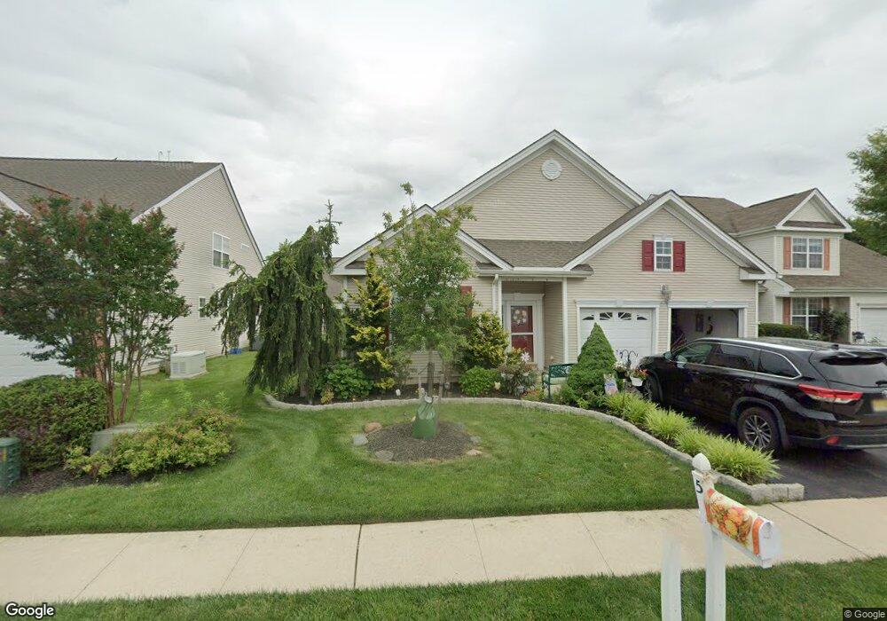 5 Pebble Creek Rd, Dayton, NJ 08810 - photo 1