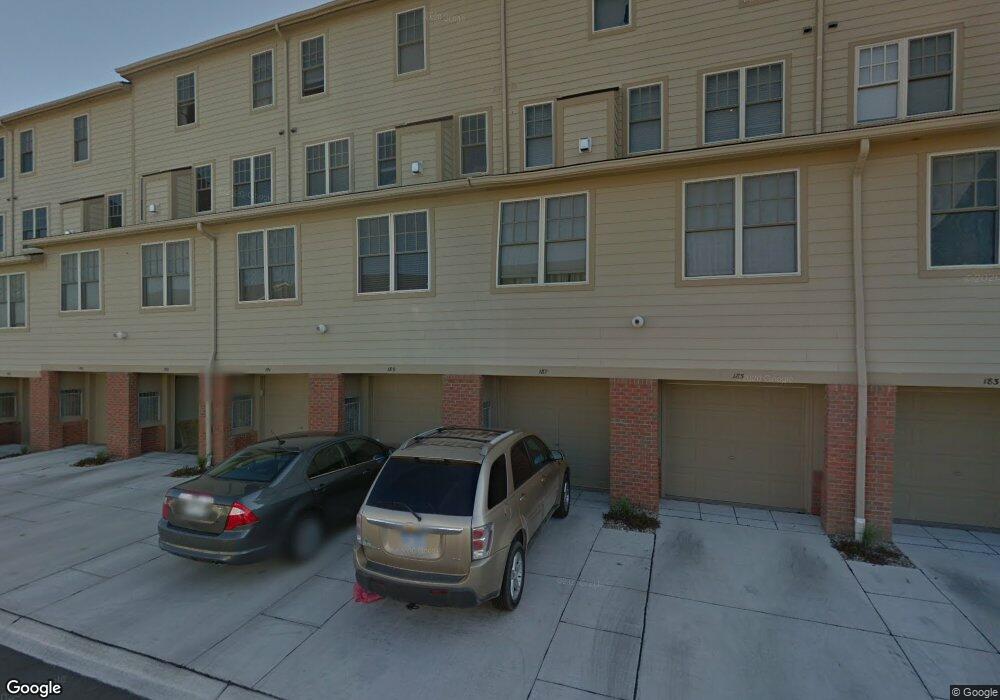 187 Amys Walk unit 17, 280, Auburn Hills, MI 48326 - photo 1