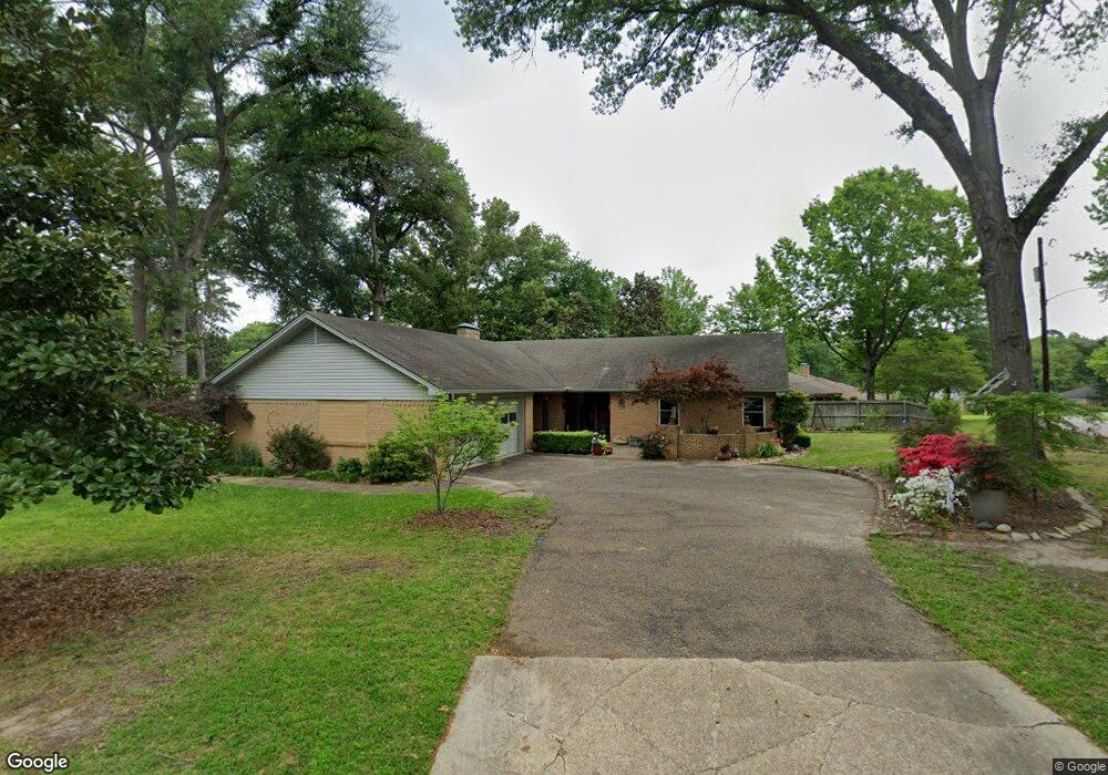 1620 1620 Kensington Dr, Tyler, TX 75703 - photo 1