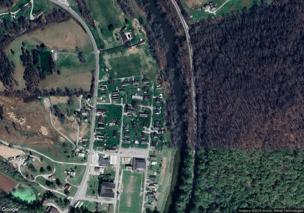 38 North St, Branchland, WV 25506 - photo 1