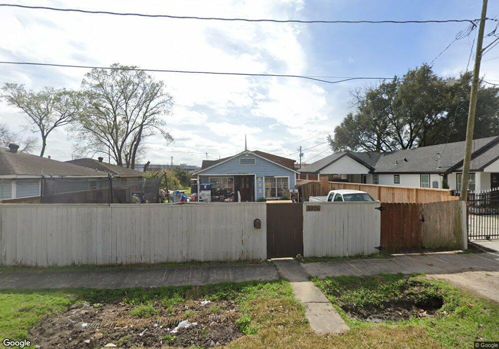 3926 Linder St, Houston, TX 77026 - photo 1