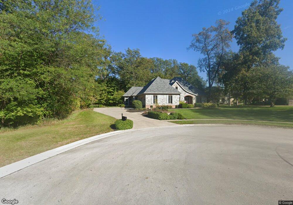 1216 Oakridge Ct, Wapakoneta, OH 45895 - photo 1