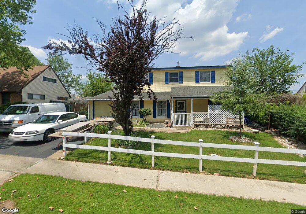 43 Cactus Rd, Levittown, PA 19057 - photo 1