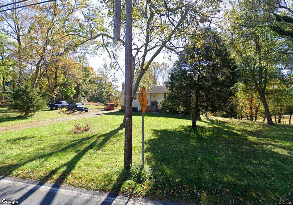 5773 Oakland Rd, Sykesville, MD 21784 - photo 1