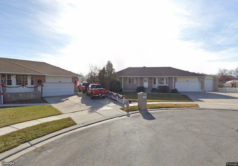 12207 Meadow Park Cir, Riverton, UT 84065 - photo 1