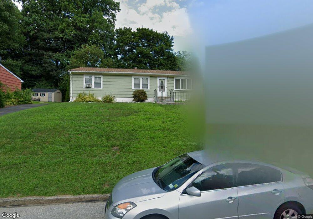 153 Sequoia Rd, Bridgeport, CT 06606 - photo 1