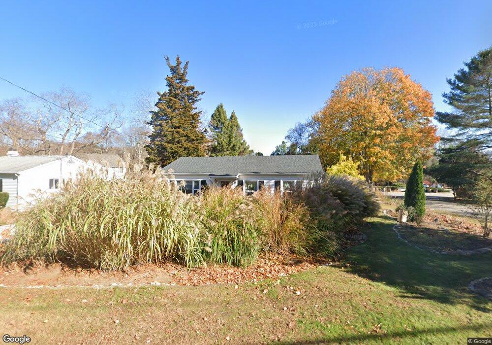 4 Attawan Rd, Niantic, CT 06357 - photo 1