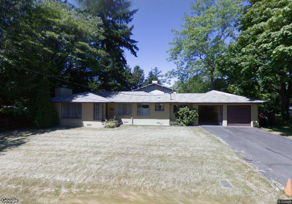 8251 SE 41st St, Mercer Island, WA 98040 - photo 1