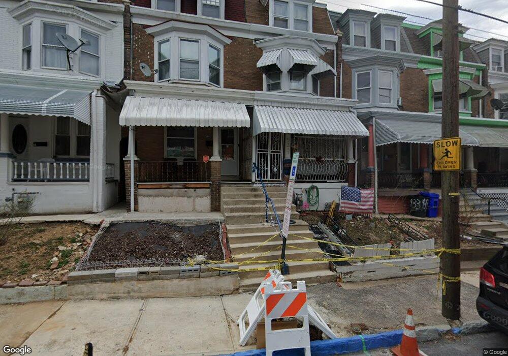 935 Pear St, Reading, PA 19601 - photo 1