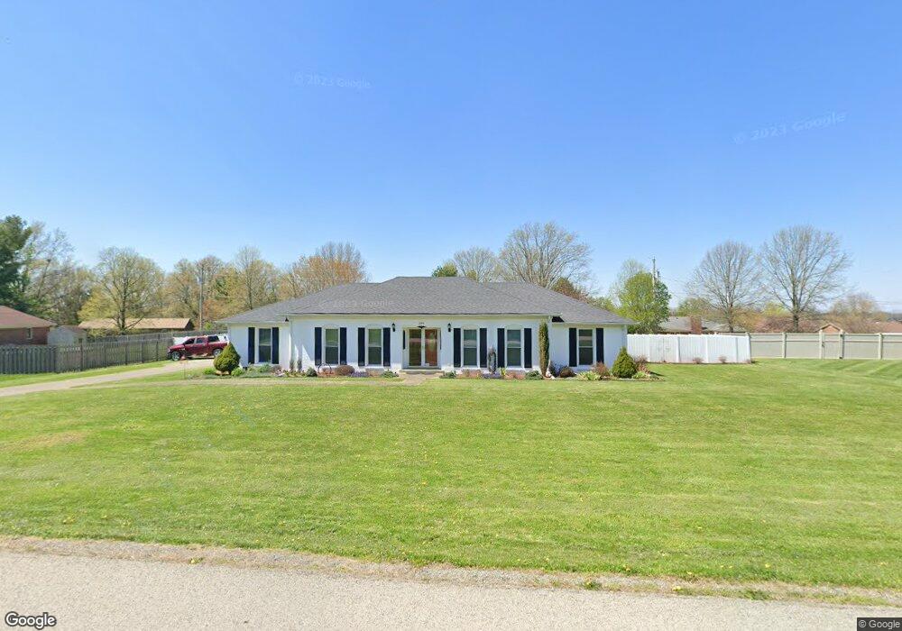 204 Plantation Ln, Frankfort, KY 40601 - photo 1