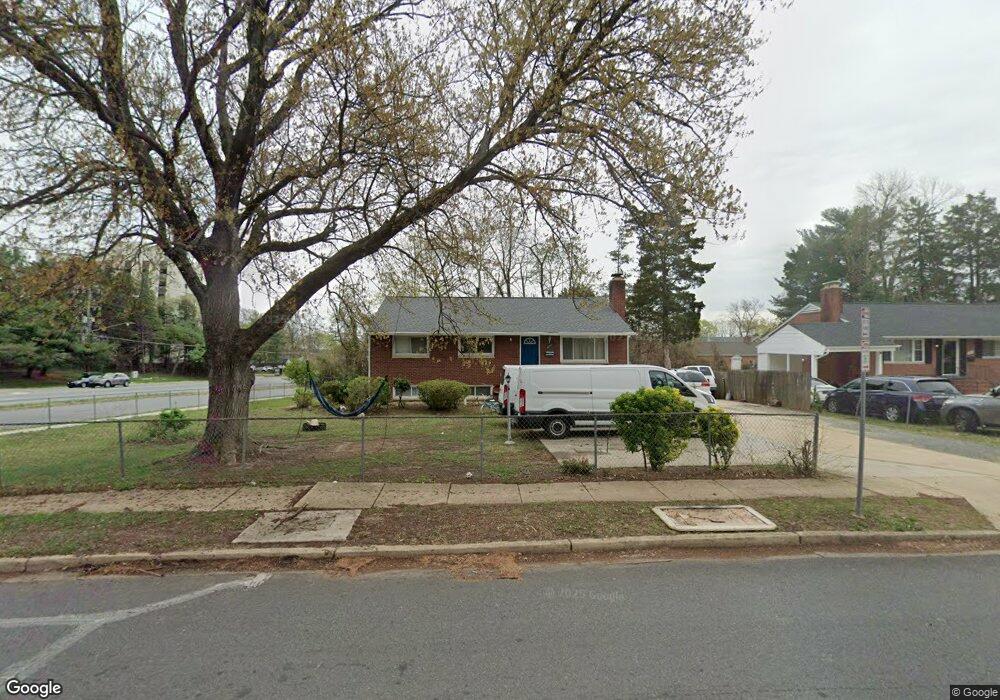 3301 Nevius St, Falls Church, VA 22041 - photo 1