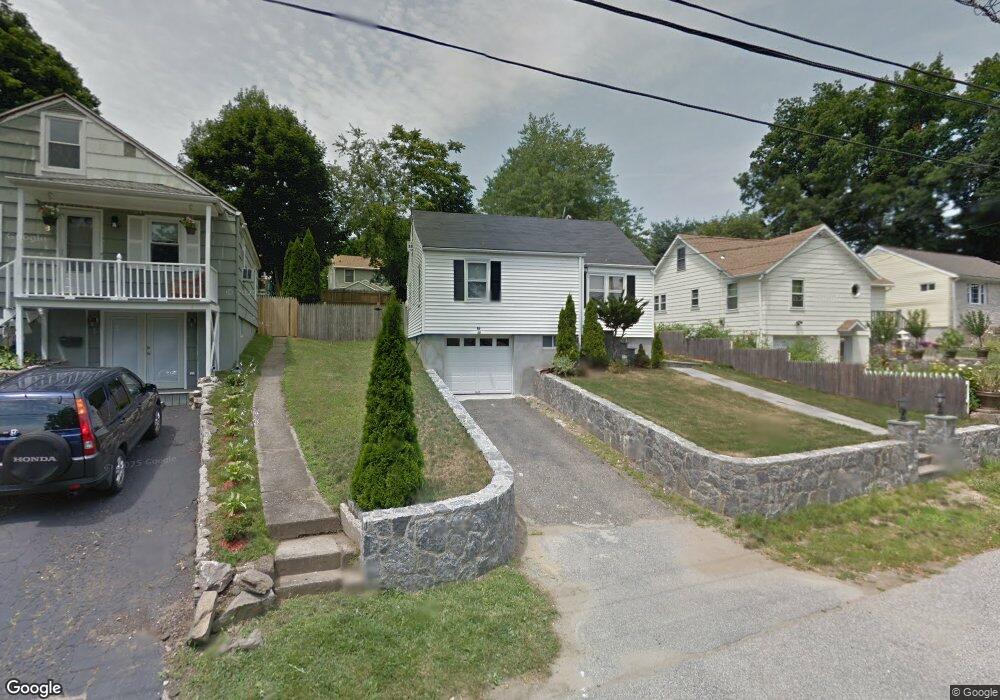 6 Avenue D, Norwalk, CT 06854 - photo 1