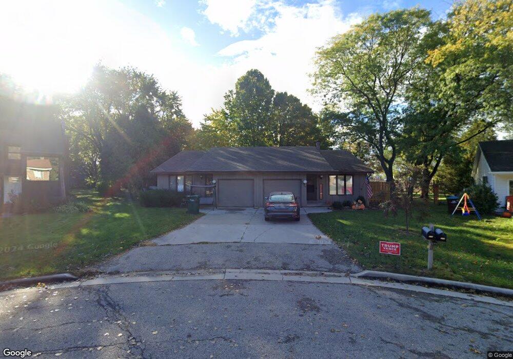 200 Crab Apple Ct, Appleton, WI 54914 - photo 1