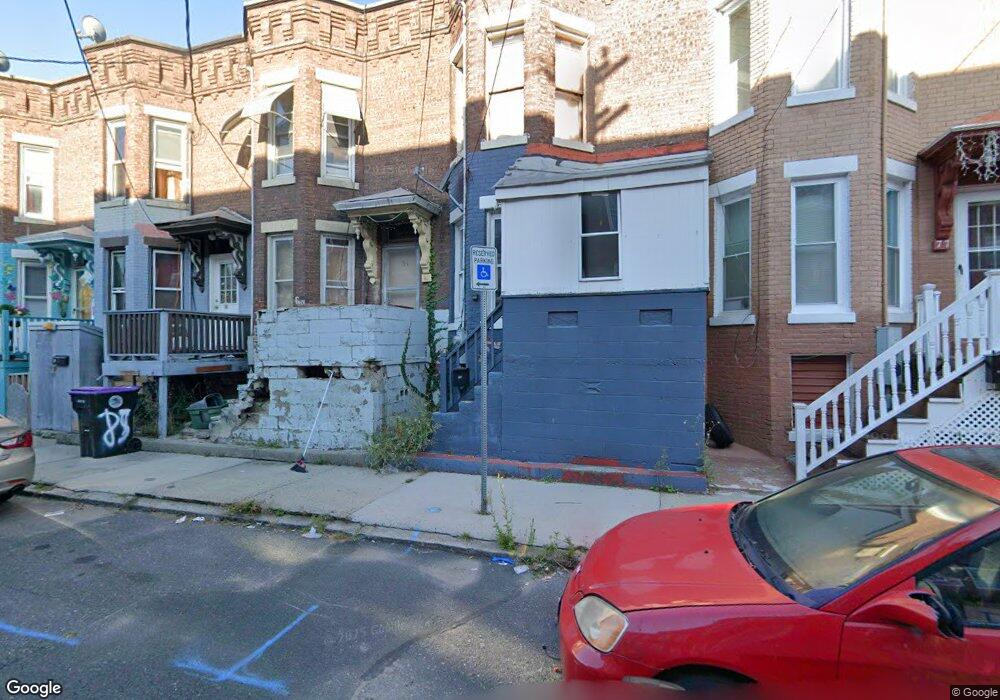 81 Newton St, Holyoke, MA 01040 - photo 1