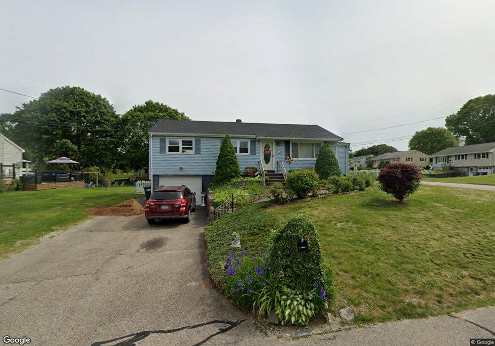 2 River St, Pawcatuck, CT 06379 - photo 1