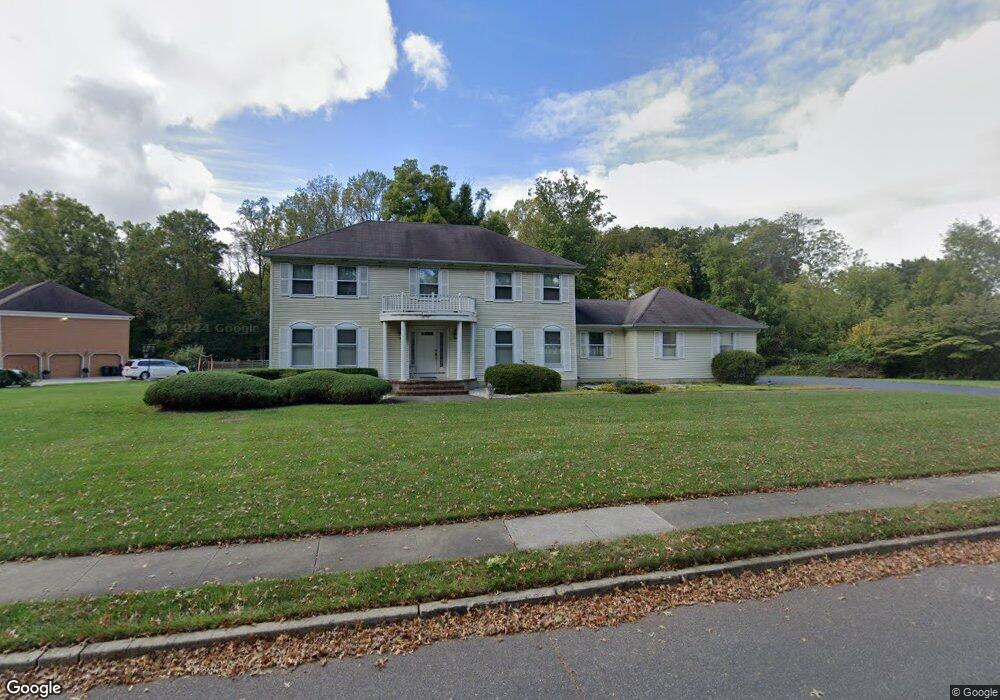 28 Rambling Brook Dr, Holmdel, NJ 07733 - photo 1