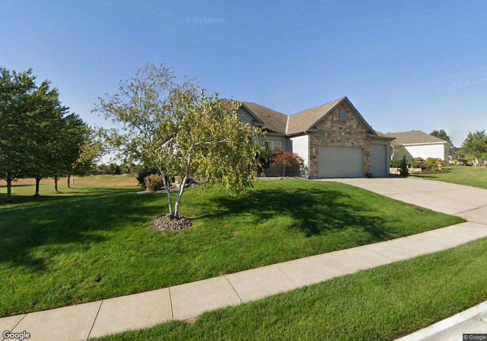 1555 Brompton Ln, Raymore, MO 64083 - photo 1