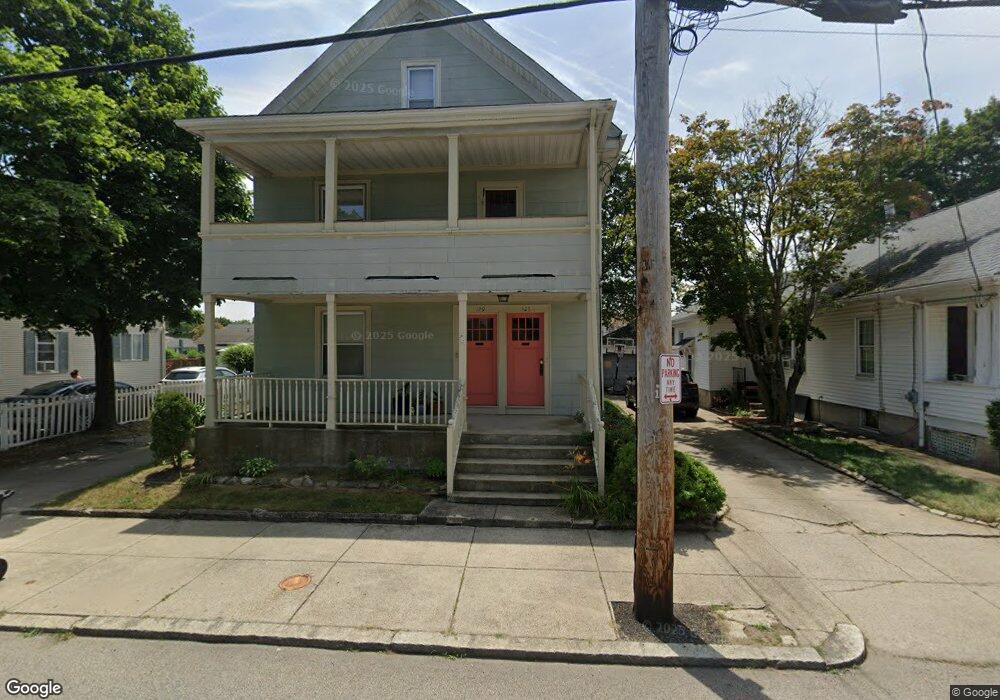 127 Robinson Ave, Pawtucket, RI 02861 - photo 1