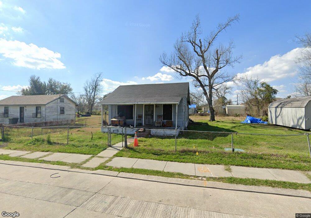 913 Jake St, Lake Charles, LA 70601 - photo 1