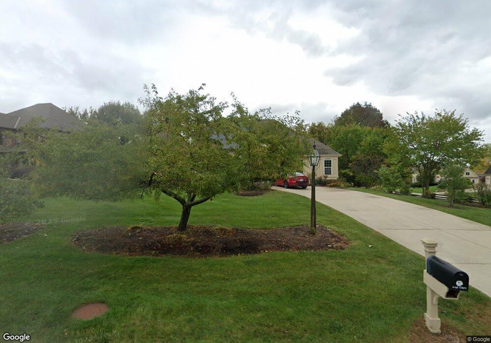 W148N9872 Woodcrest Ct, Germantown, WI 53022 - photo 1