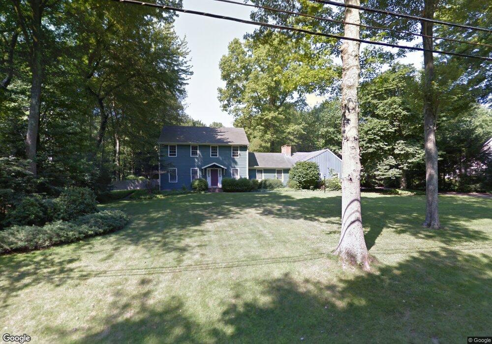 757 Galloping Hill Rd, Fairfield, CT 06824 - photo 1