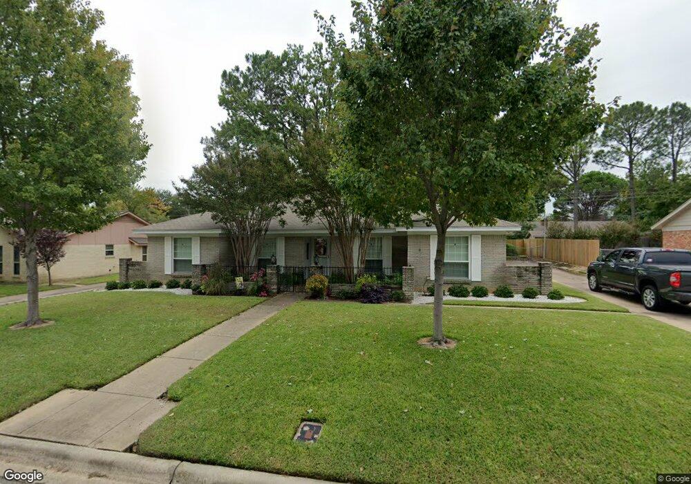 317 Hillview Dr, Hurst, TX 76054 - photo 1