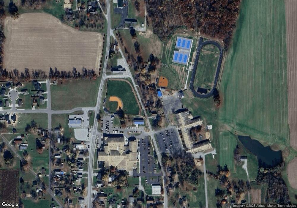 314 N Poplar St, New Washington, IN 47162 - photo 1