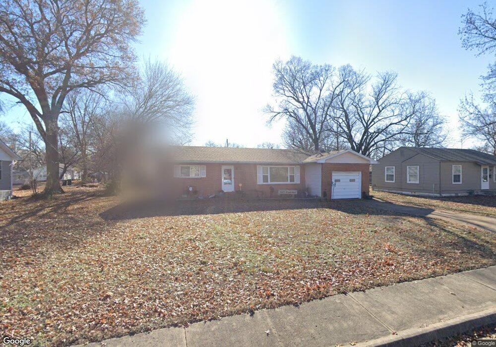 3122 Appleton Ave, Parsons, KS 67357 - photo 1