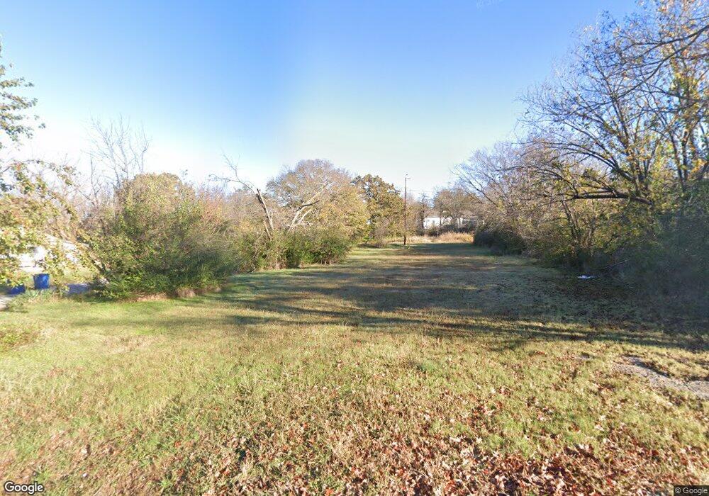 321 W Osage Ave, McAlester, OK 74501 - photo 1