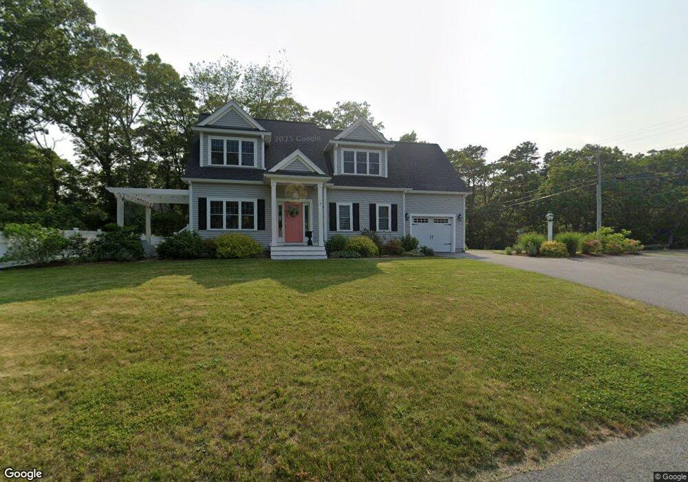 2 Robinson Rd, Sagamore Beach, MA 02562 - photo 1