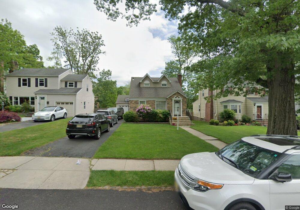 28 Locust Ave, Millburn, NJ 07041 - photo 1