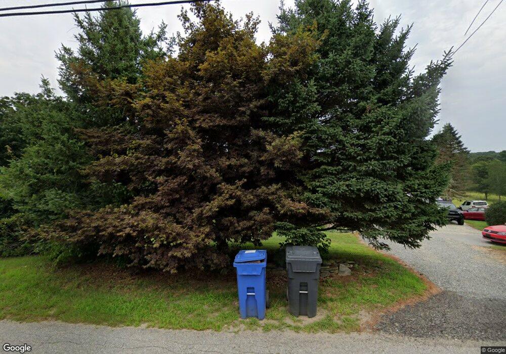 44 Pickett Rd, Plainfield, CT 06374 - photo 1