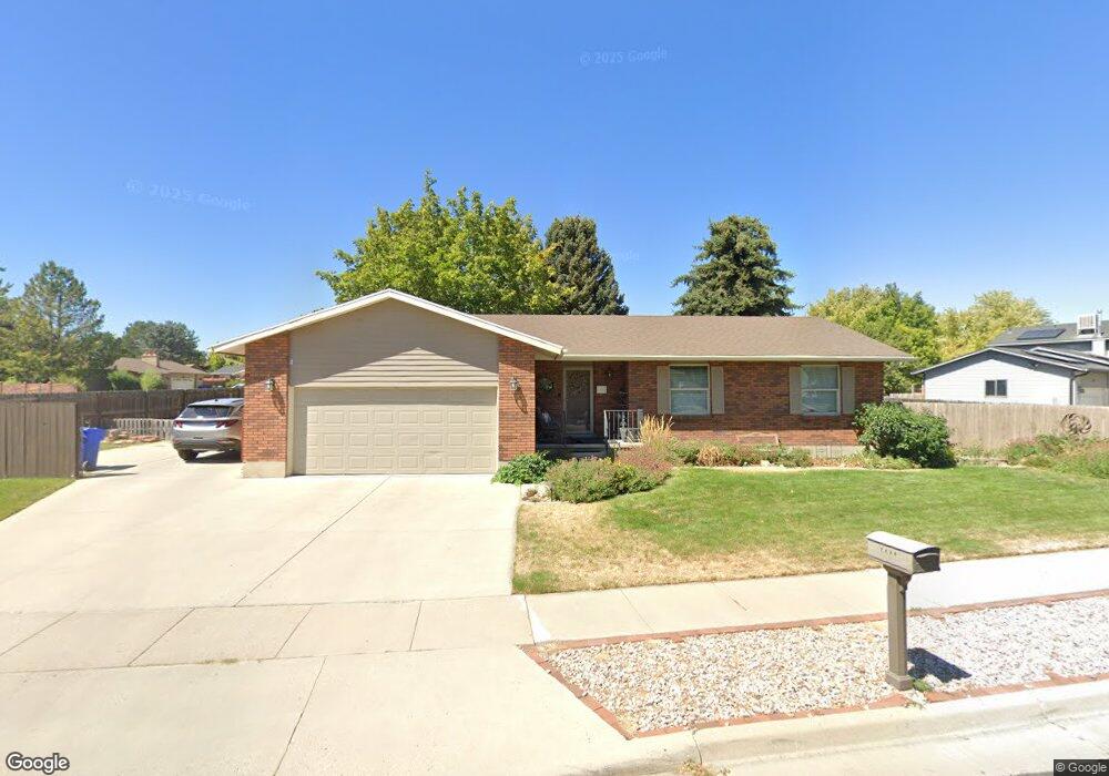 7438 Paddington Rd, West Jordan, UT 84084 - photo 1