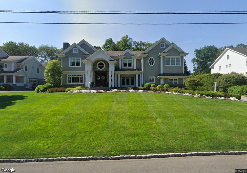 460 Carlton Rd, Wyckoff, NJ 07481 - photo 1