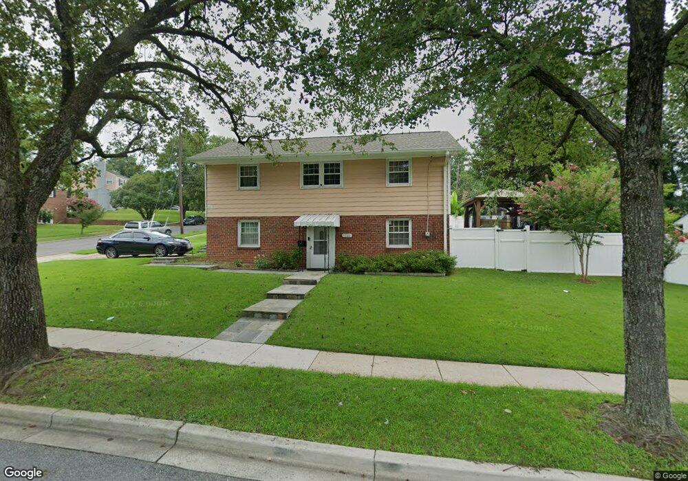 5700 85th Ave, New Carrollton, MD 20784 - photo 1