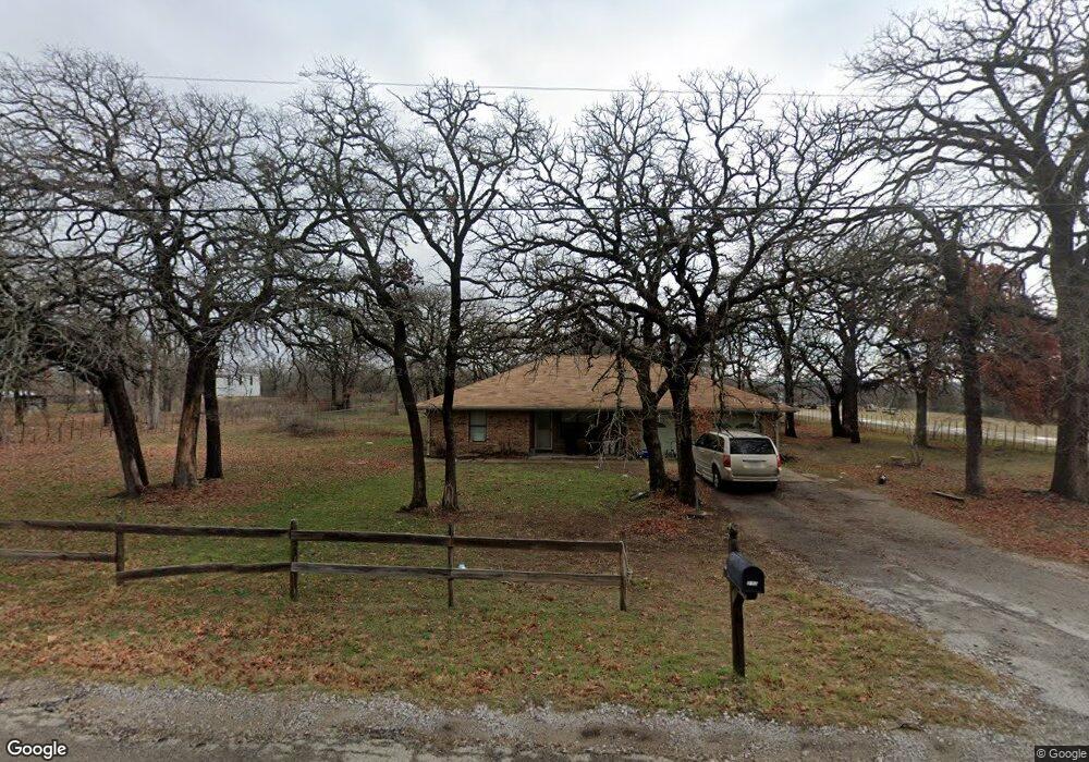 210 De la Cruz St, Weatherford, TX 76085 - photo 1