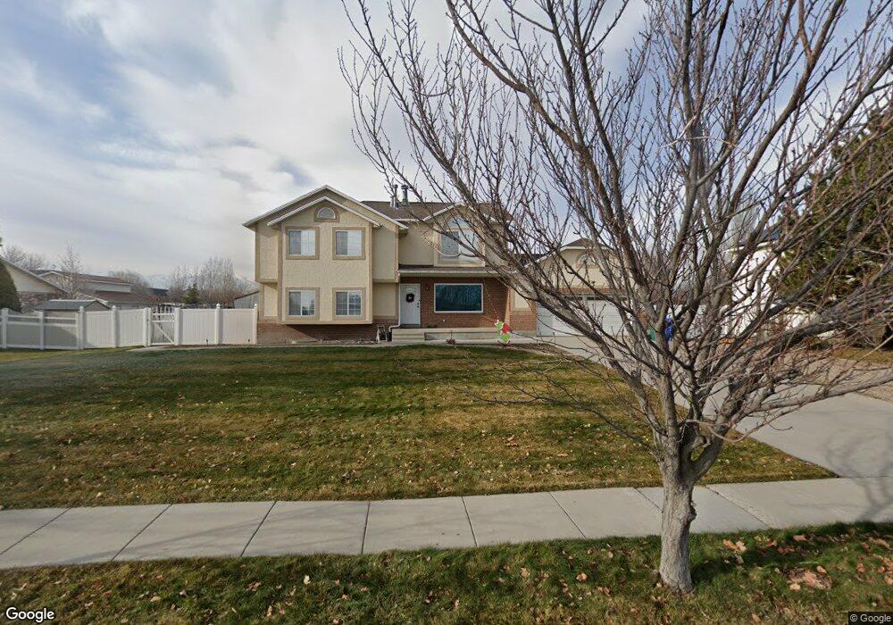 12172 S 2845 W, Riverton, UT 84065 - photo 1