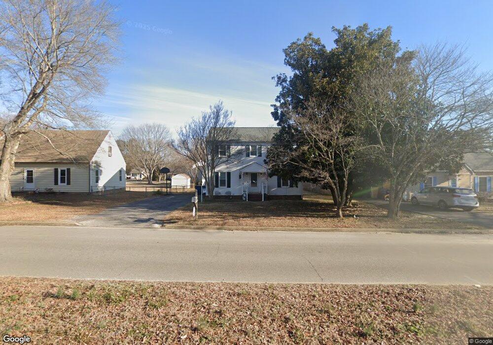 5624 Sara Kay Dr, North Chesterfield, VA 23237 - photo 1