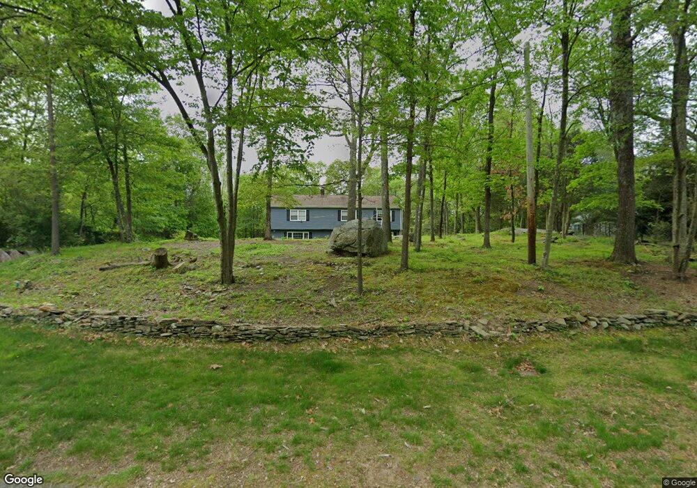 53 Clover Hill Rd, Trumbull, CT 06611 - photo 1