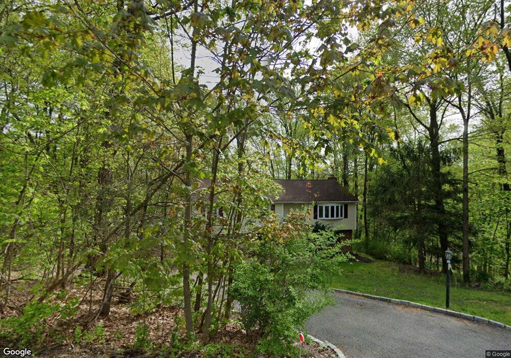 428 Yorkhill Rd, Yorktown Heights, NY 10598 - photo 1