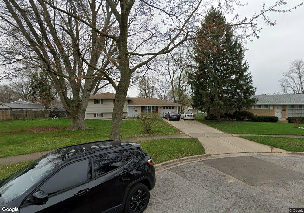 1816 Edgelawn Ct, Aurora, IL 60506 - photo 1