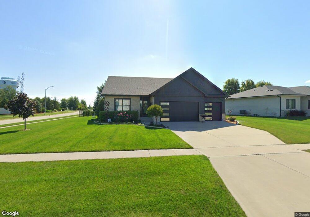 195 91st St, West Des Moines, IA 50266 - photo 1