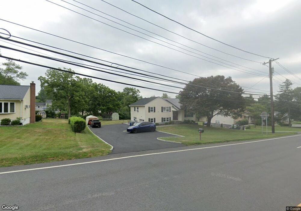 2396 Crompond Rd, Yorktown Heights, NY 10598 - photo 1