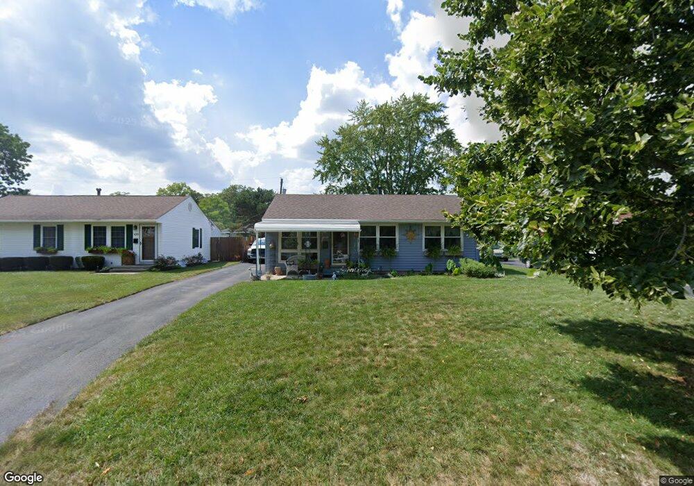 1025 Wiltshire Rd, Columbus, OH 43204 - photo 1