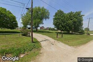 1091 N 5th St, Tecumseh, NE 68450