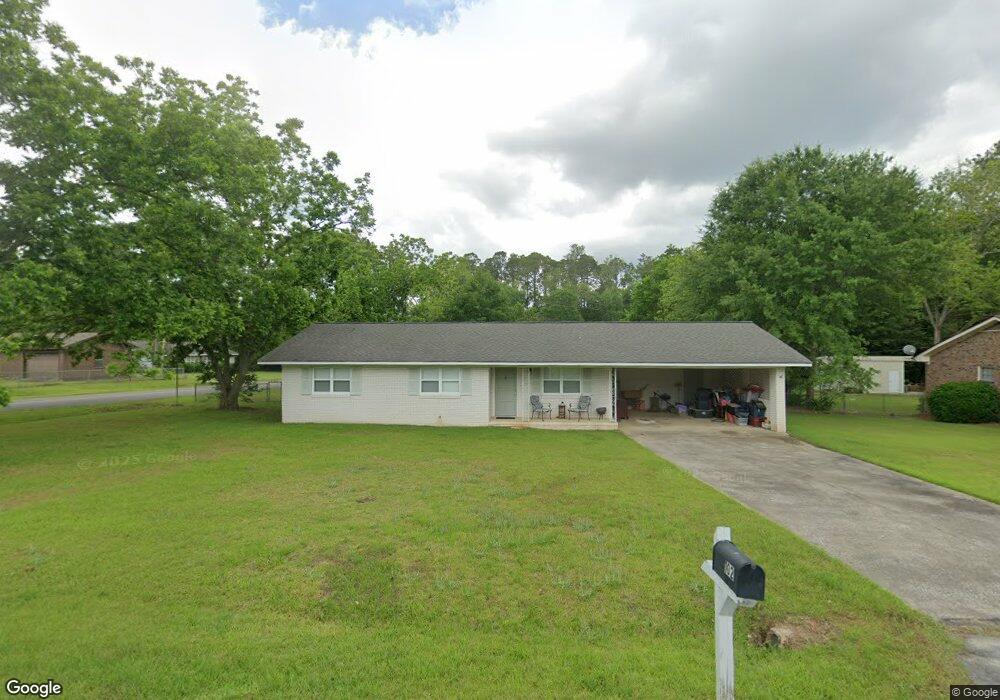 102 Martha Cir, Fitzgerald, GA 31750 - photo 1