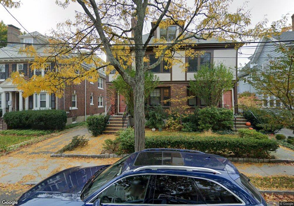 24 Grozier Rd unit 26A, Cambridge, MA 02138 - photo 1