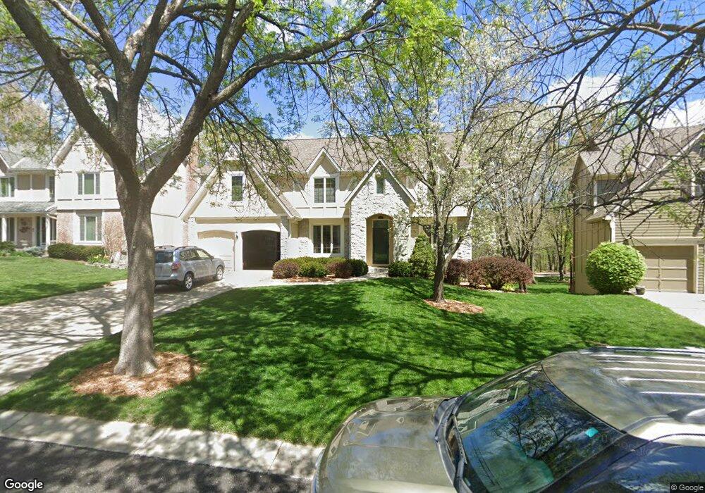 8417 Hallet St, Lenexa, KS 66215 - photo 1