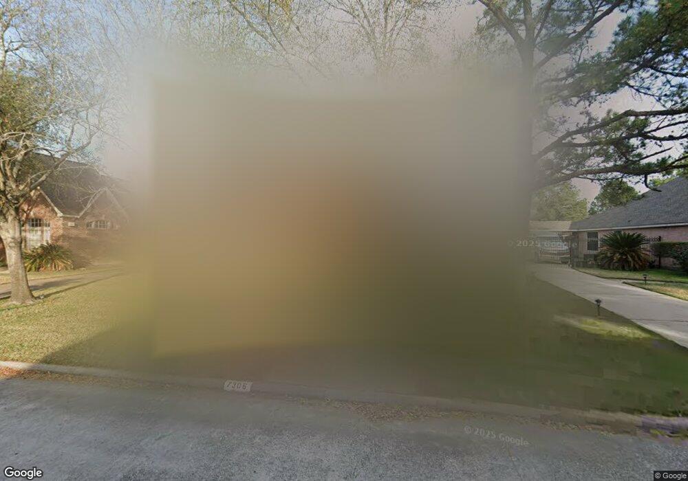 7306 Birchtree Forest Dr, Houston, TX 77088 - photo 1