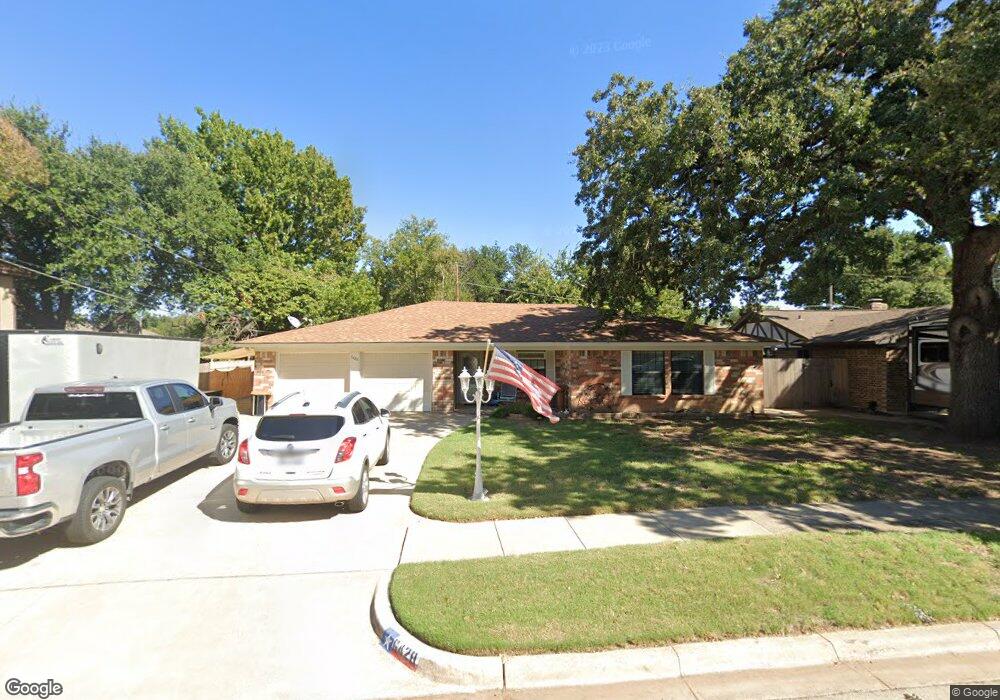 6428 Simmons Rd, North Richland Hills, TX 76182 - photo 1